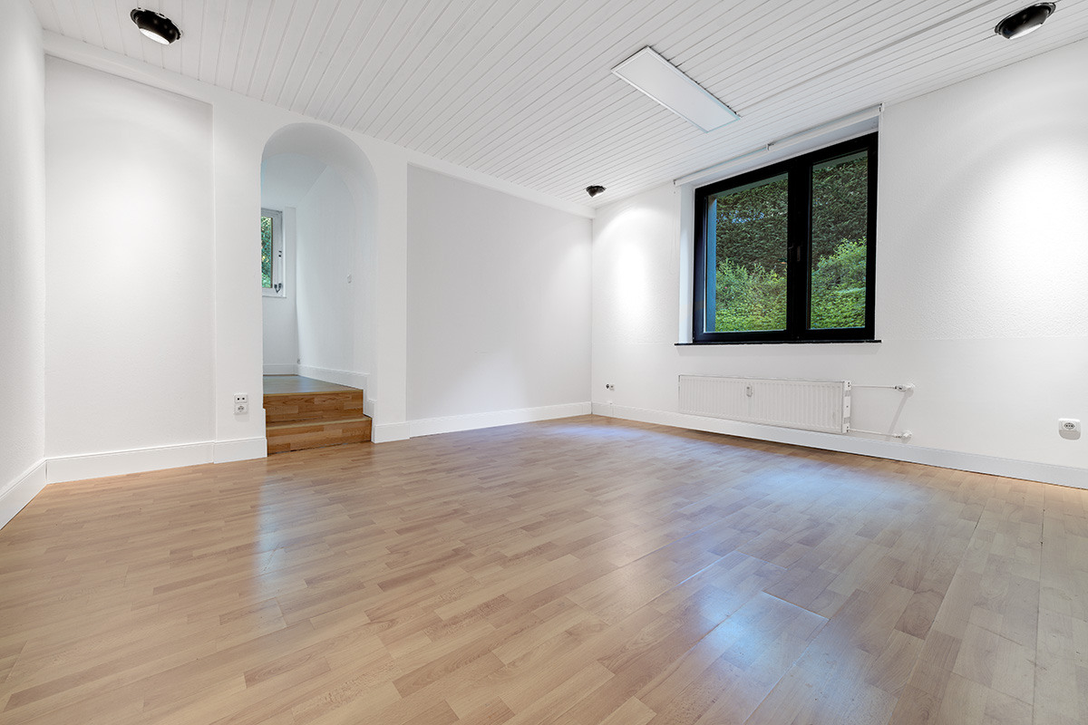 Helle Wohnung mit Gartenblick in Bergheim